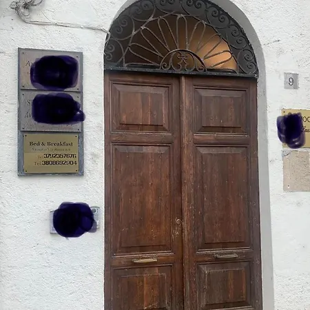 Julia's Friends ベッド・アンド・ブレックファスト 3*