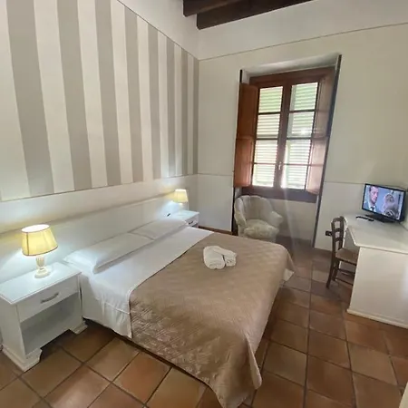 Julia's Friends Bed and breakfast