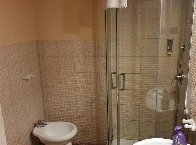 Nocleg ze śniadaniem Julia's Friends 3*